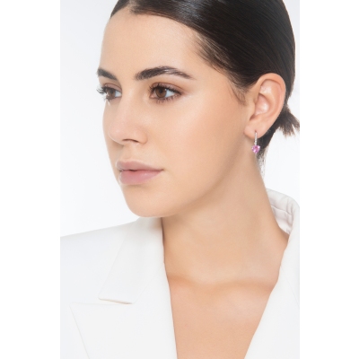 Pendientes de oro blanco de 18 quilates con zafiro rosa