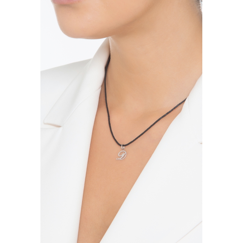 Colgante con inicial D oro blanco 18 quilates