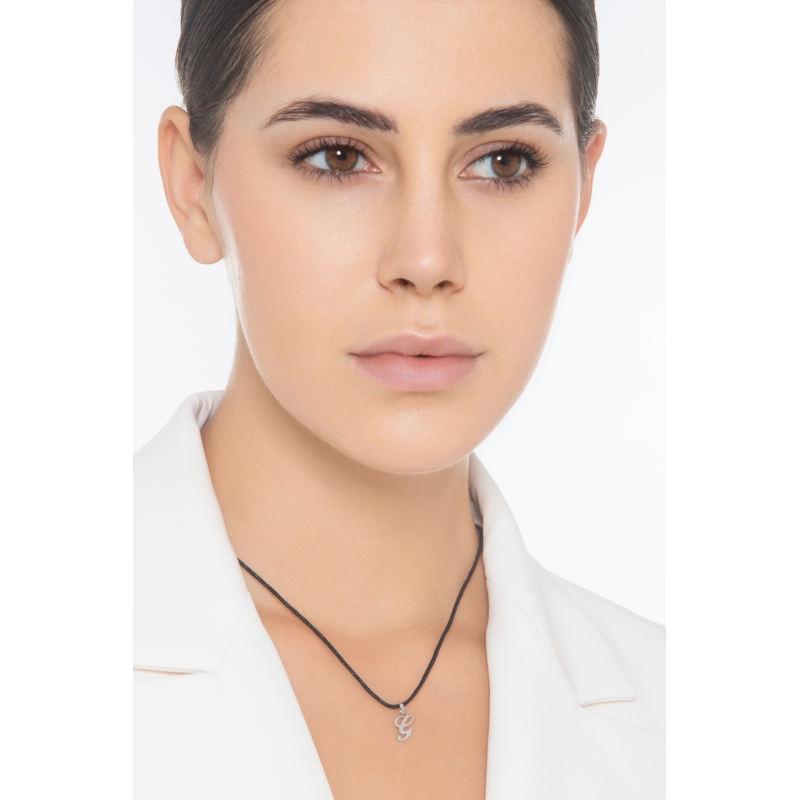 Colgante con inicial G oro blanco 18 quilates