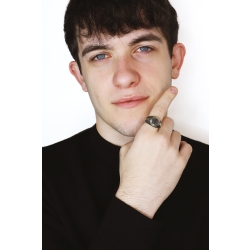 Anillo de Hombre en Oro Amarillo 18k con Circonitas Negras 2