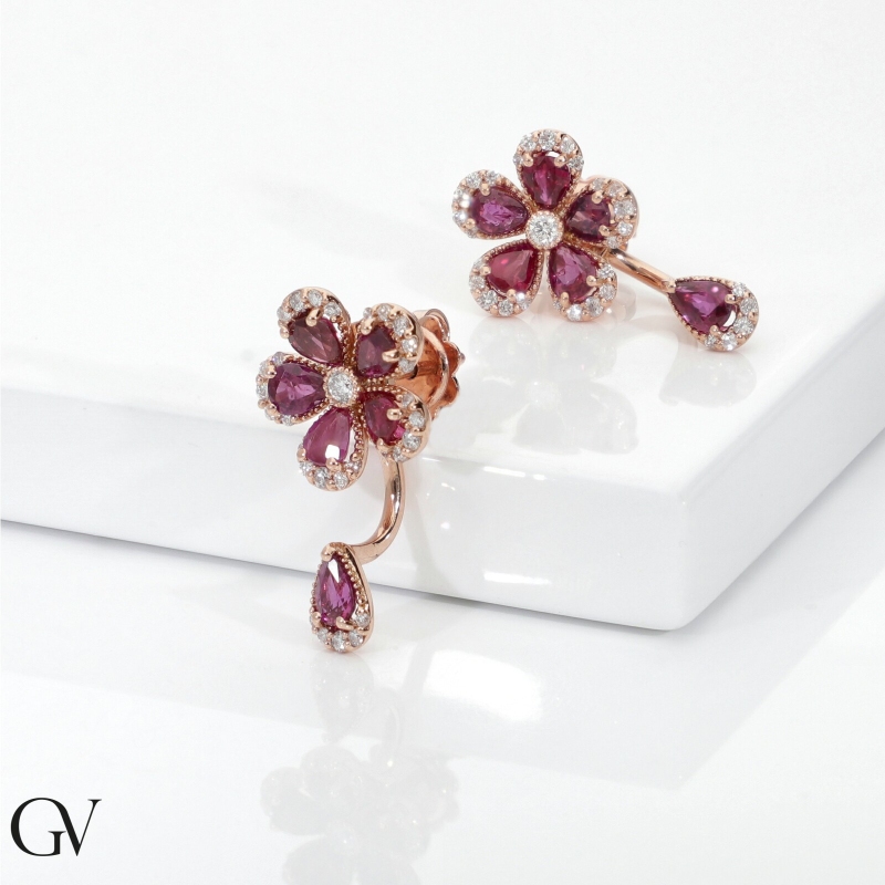 Pendientes flor oro rosa 18k con rubíes en gota y diamantes