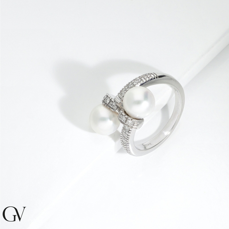 Anillo toi et moi con perlas y diamantes en oro blanco 750 Anillo toi et moi con perlas y diamantes en oro blanco 750