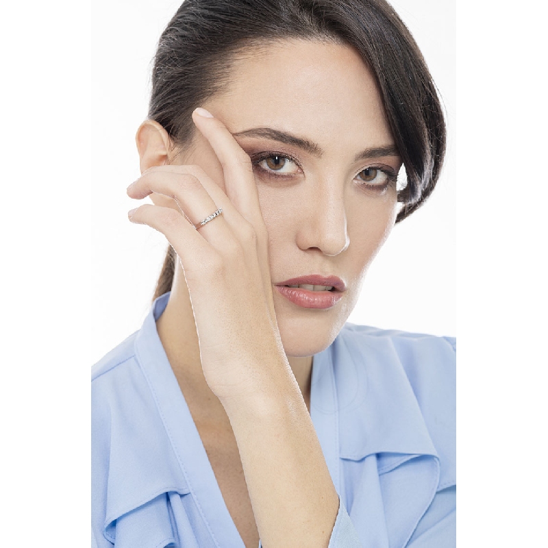 Media alianza 9 diamantes 0,25 quilates oro blanco 18K Media alianza 9 diamantes 0,25 quilates oro blanco 18K