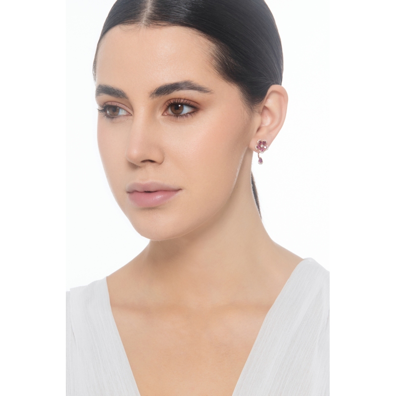 Pendientes flor oro rosa 18k con rubíes en gota y diamantes