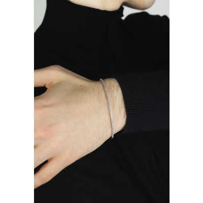 Pulsera rígida en oro blanco de 18 quilates con diamantes