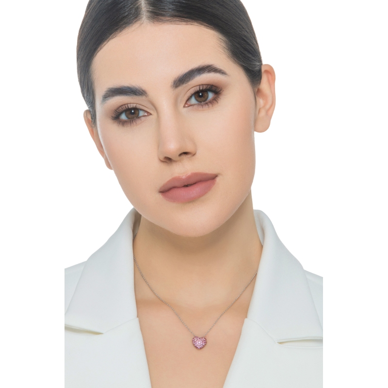 Collar oro blanco 18 quilates con corazón bombado zafiros rosas