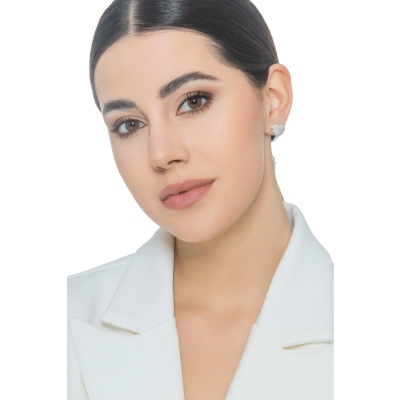 Pendientes de botón en oro blanco 18 quilates corazón abombado diamantes