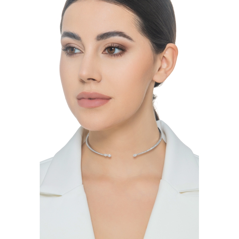 Gargantilla choker en oro blanco 18k y diamantes Gargantilla choker en oro blanco 18k y diamantes