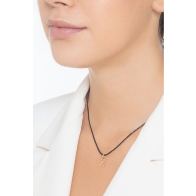 Colgante con letra inicial X