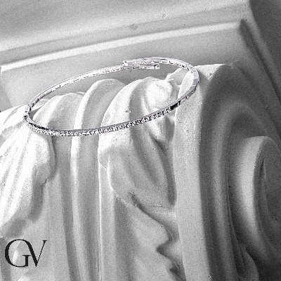 Pulsera Semi Rígida en Oro Blanco 18K con Diamantes 5,5 cm 