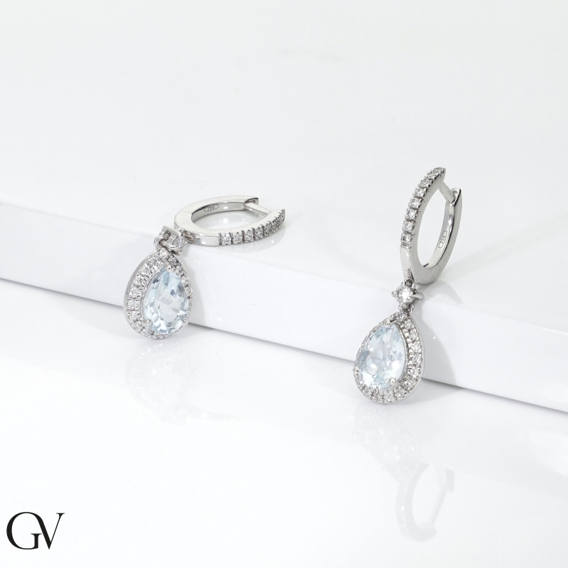 Pendientes en Oro 18k con Aguamarina y Diamantes Pendientes en Oro 18k con Aguamarina y Diamantes