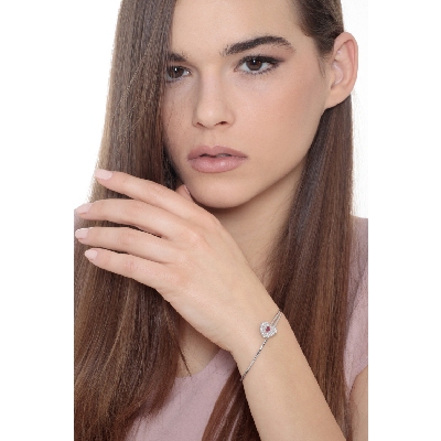 Pulsera semirrígida oro blanco 18k con corazón de diamantes y rubíes