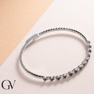 Brazalete Semirígido en Oro Blanco 18k con Diamantes Negros y Blancos