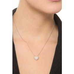 Collar en oro blanco 18k con colgante corazón pavé en diamantes 2