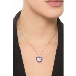 Collar oro blanco 18K con colgante corazón zafiros azules 2