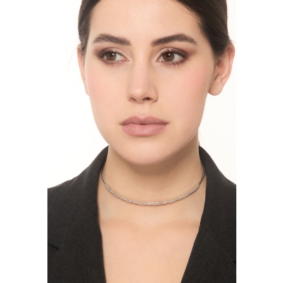 Choker en oro blanco de 18k con diamantes