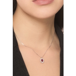 Collar en oro blanco de 18k con un rubí central rodeado de diamantes 2