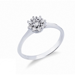 Anillo en oro blanco de 18 quilates con diamantes flor