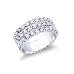 Anillo de banda en oro blanco de 18 quilates con 3 filas de diamantes