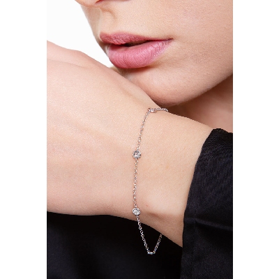Pulsera en oro blanco de 18k con diamantes 