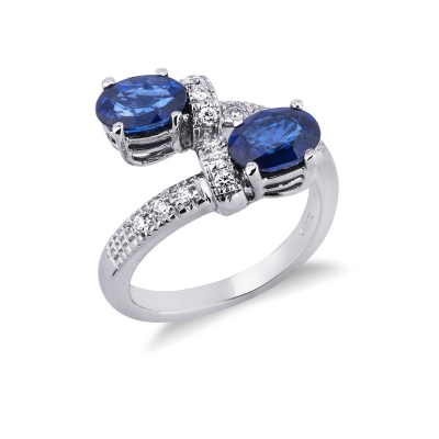 Anillo Contrarié en Oro Blanco 18k con Zafiros Azules y Diamantes