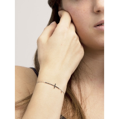 Pulsera cruz de oro blanco 18k y diamantes negros