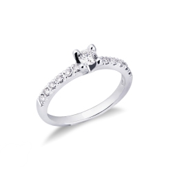 Anillo mujer en oro blanco 18k con diamantes
