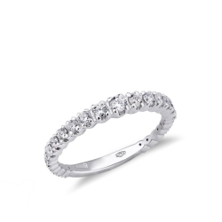 Anillo en oro blanco 18k alianza con engaste abierto y diamantes