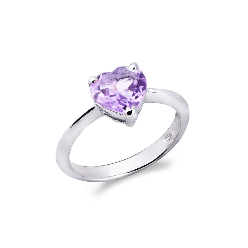 Anillo en oro blanco 18k con amatista en forma de corazón Anillo en oro blanco 18k con amatista en forma de corazón