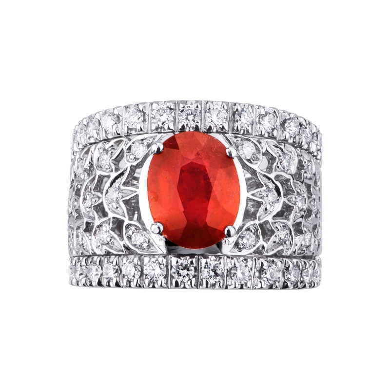 Anillo de banda en oro blanco de 18 quilates con rubí y diamantes Anillo de banda en oro blanco de 18 quilates con rubí y diamantes