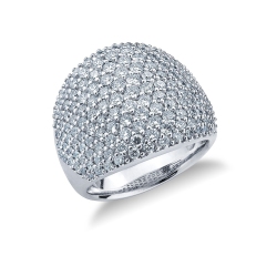 Anillo en oro blanco de 18k con pavé de diamantes