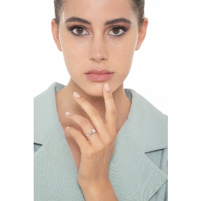 Anillo solitario 0,70 quilates diamante y oro blanco 18 kilates