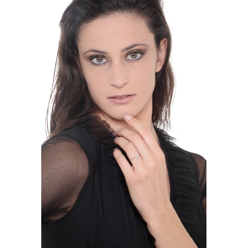 Solitario oro blanco 18 kilates y diamante de 0,25 quilates  Solitario oro blanco 18 kilates y diamante de 0,25 quilates