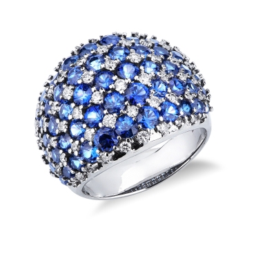 Anillo con zafiros azules y diamantes 