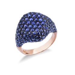 Anillo sello en oro rosa 18k con pavé de zafiros azules
