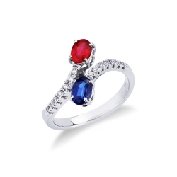 Anillo contrarié en oro blanco 18k con zafiro azul y rubí