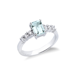 Anillo con brillantes y aguamarina