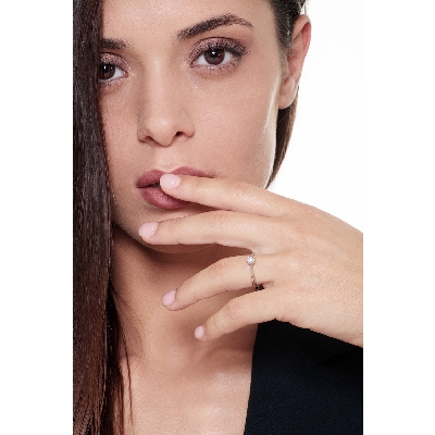 Solitario en oro blanco de 18 kilates con diamante de 0,20 quilates 