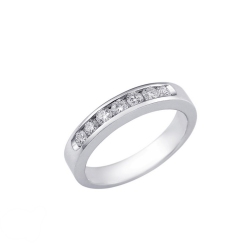 Anillo 7 piedras oro blanco de 18k con diamantes