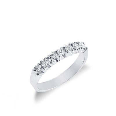 Media alianza con 7 diamantes y oro blanco 18 kilates