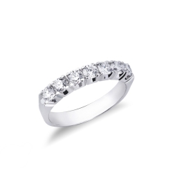 Sortija con 7 piedras en oro blanco 18 kilates con diamantes 0,90 quilates