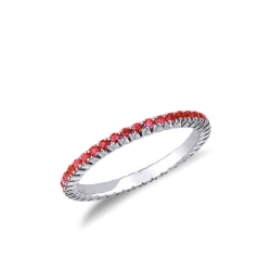 Anillo con rubíes en oro blanco 18k