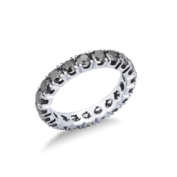 Anillo con diamantes negros en oro blanco de 18k
