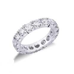 Anillo de eternidad en oro blanco de 18 kilates con diamantes