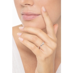 Solitario oro blanco 750 y diamante 0,15 quilates con bisel  2