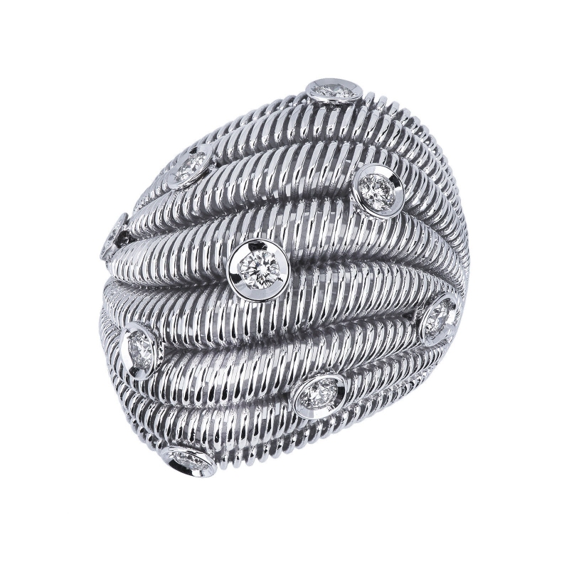 Anillo ancho fantasía en oro blanco 18k con diamantes