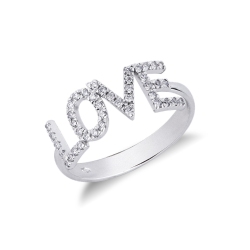 Anillo con letras LOVE en oro blanco y diamantes