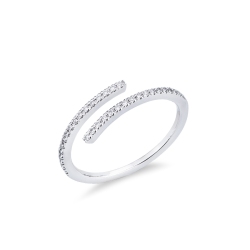 Anillo Tu y Yo en oro blanco de 18k con diamantes.