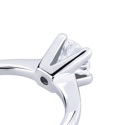 Anillo solitario diamante 0.70 ct oro blanco 18k cuatro garras