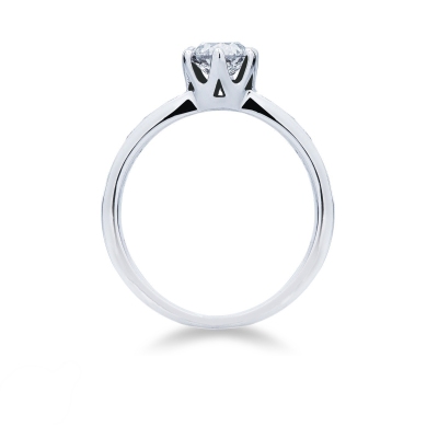 Solitario en oro blanco de 18 quilates con diamante central  0,80 ct